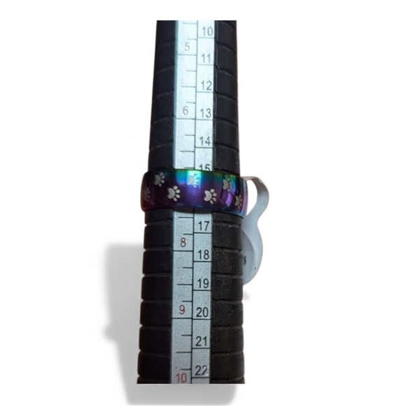 Multicolored Animal Paw print Retro Stainless Steel Metallic Ring Size US 7 NEW - Picture 6 of 6